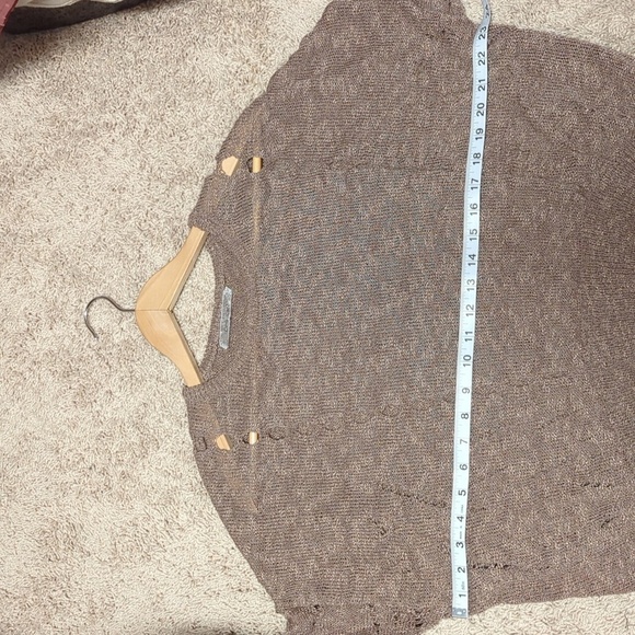 Love Is All Sweater - Picture 4 of 4